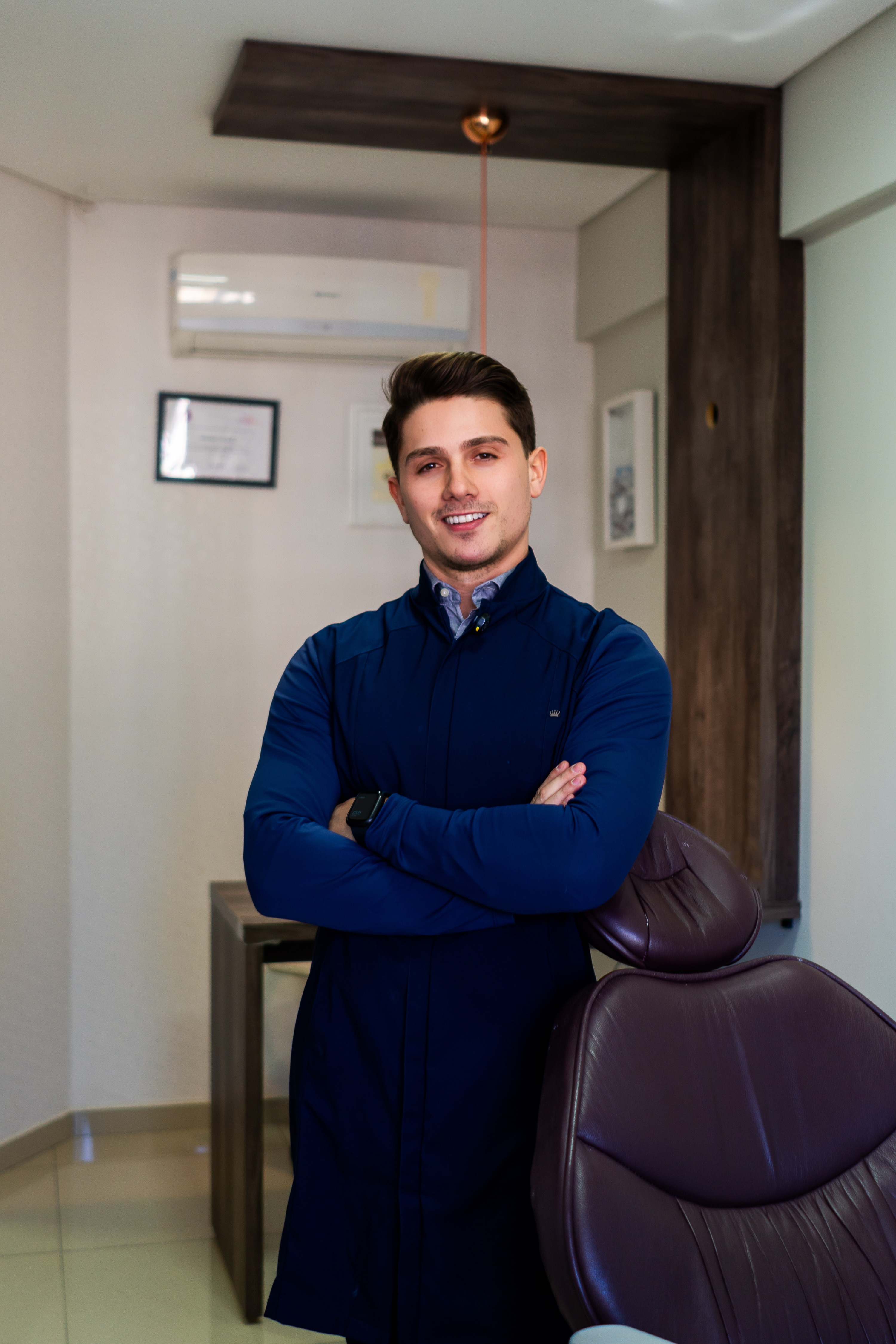 Dr. Henrique Leal - Especialista em Harmonização Facial